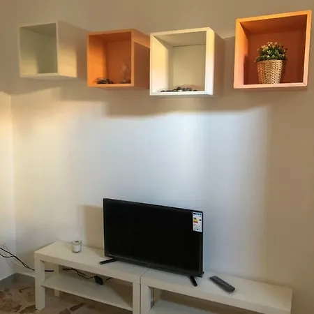Mentana House Апартаменты Виттория